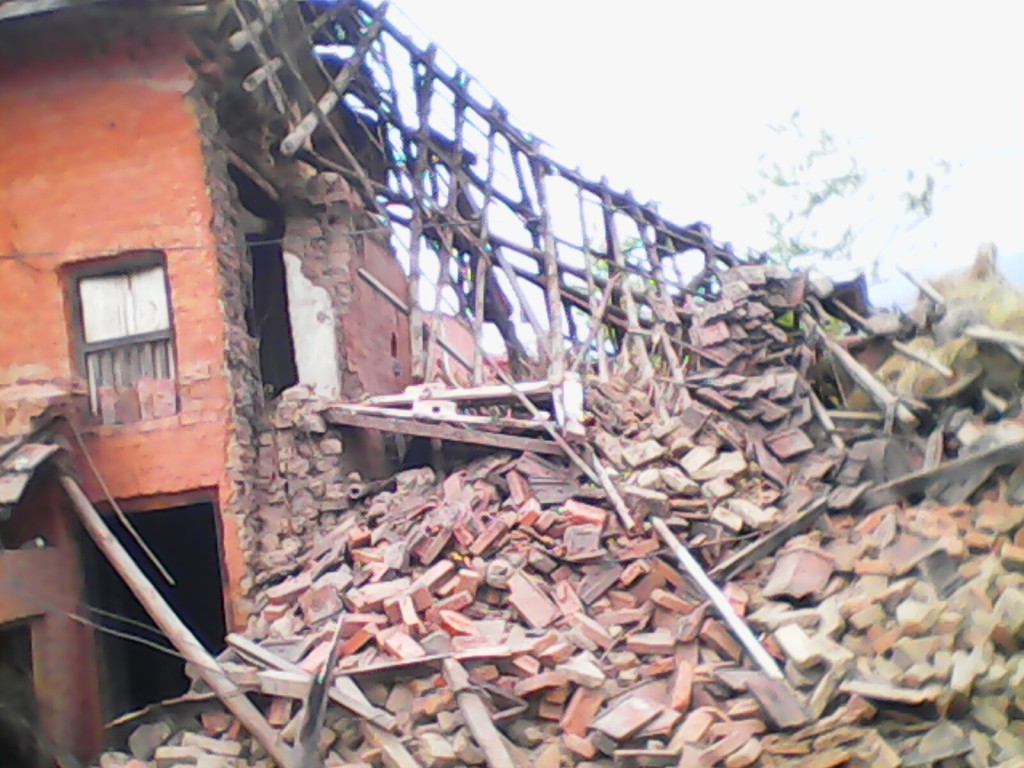 Intex_Aqua_R2_20150425_140300